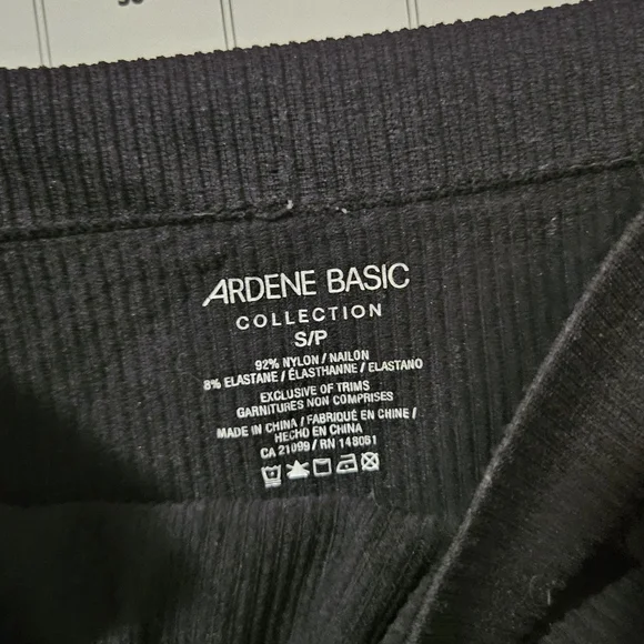 Ardene Black Ribbed Cropped Tank - Picture 2 of 2